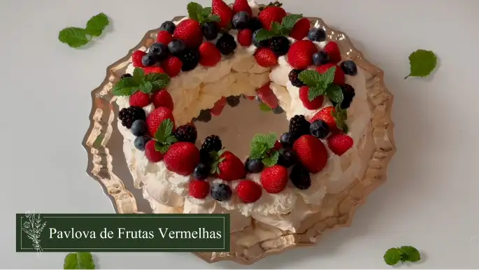 5a_pavlova_de_frutas_vermelhas_1x